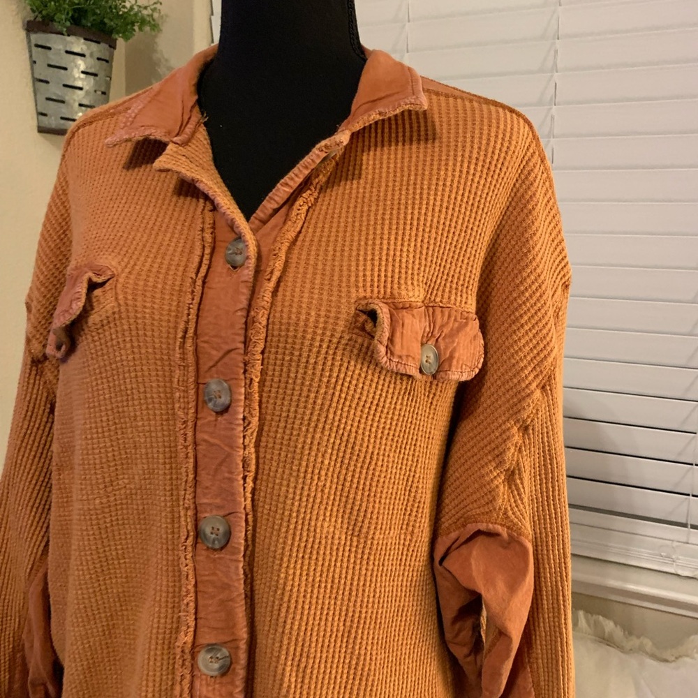Oli & Hali Burnt Orange Waffle Knit Thermal Shacket M/L - Picture 3 of 10